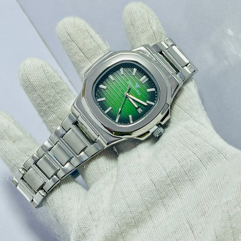 Limited Edition GREEN Dial Men's Watch –  Silver Bracelet _Mineral Glass _Superlative Finish