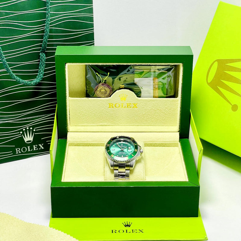 Luxury Rolex Submariner Green Dial Men’s Watch – Hulk Edition |  Silver Bracelet | 1000ft Waterproof