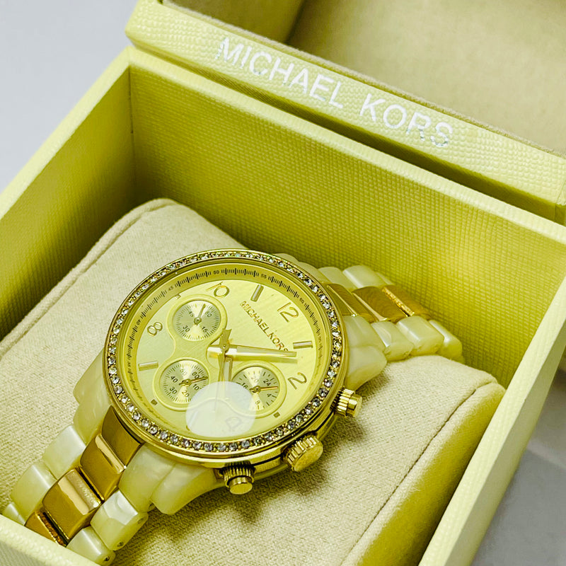 Michael Kors Women’s Chrono Print watch – Gold Dial with Crystal Bezel, Ceramic Link Bracelet – Luxury Designer Timepiece