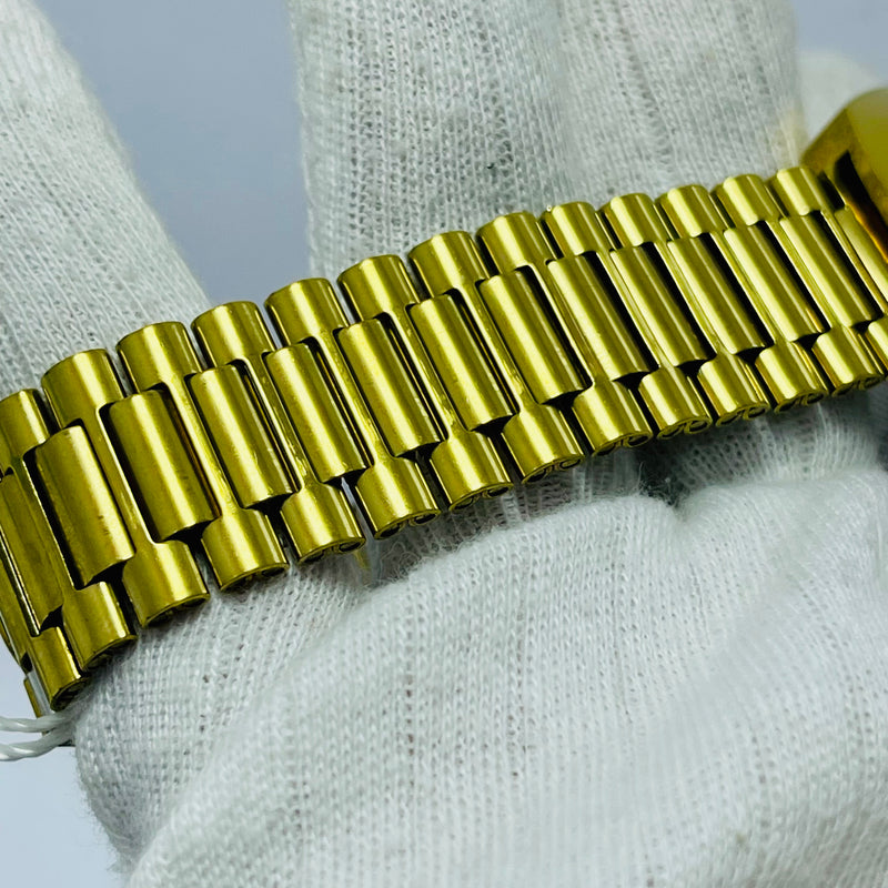 Luxury Golden Rado Diastar-Inspired Men’s Watch – Day & Date Display, Stainless Steel Band
