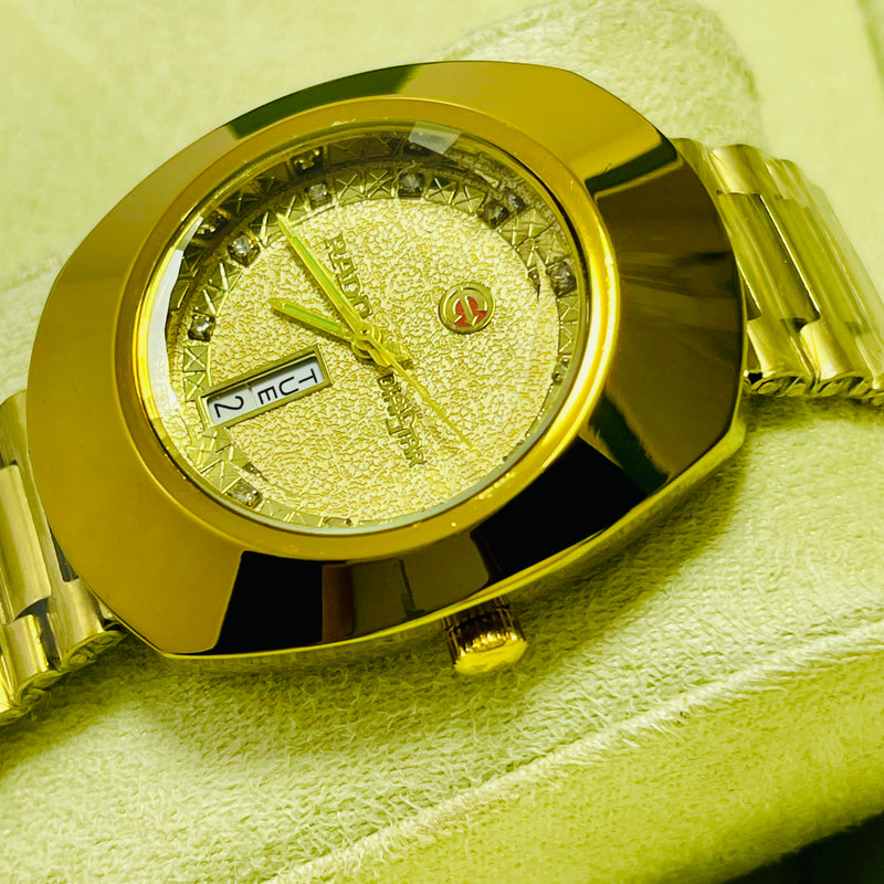 Luxury Golden Rado Diastar-Inspired Men’s Watch – Day & Date Display, Stainless Steel Band