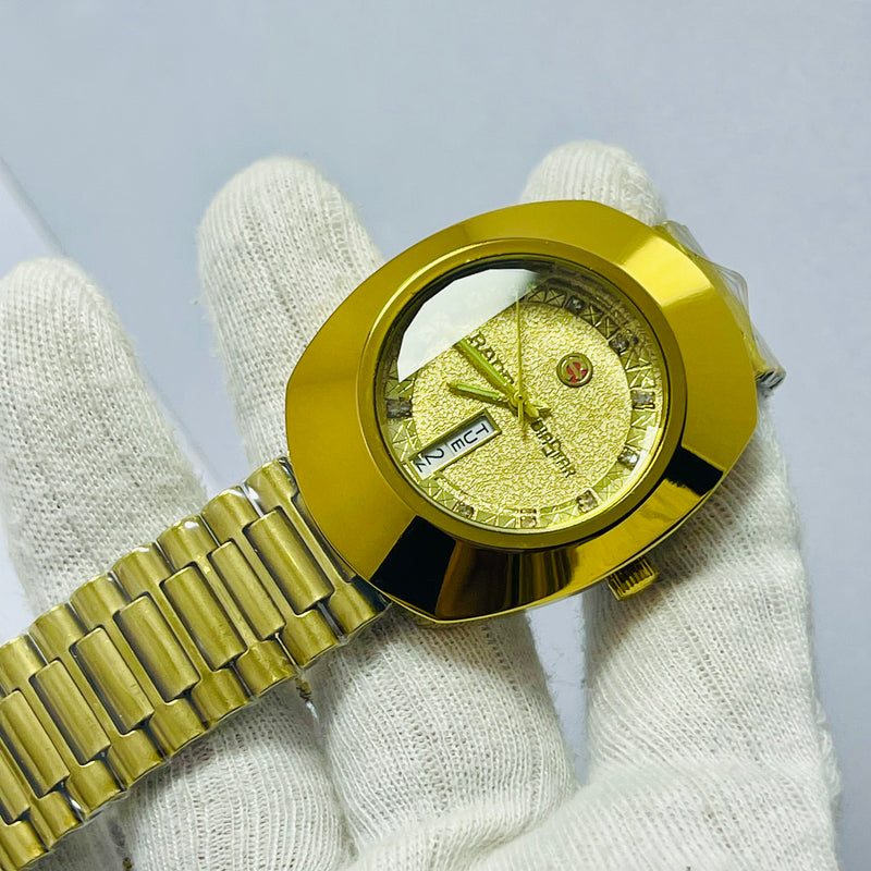 Luxury Golden Rado Diastar-Inspired Men’s Watch – Day & Date Display, Stainless Steel Band