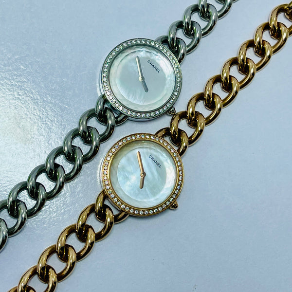 Chanel-QUARTZ JAPAN MOVEMENT  Women’s Luxury  Bracelet Watch – FIXED STONE  Dial with Rhinestone Bezel, Gold & Silver Chain Strap – Elegant Fashion Timepiece