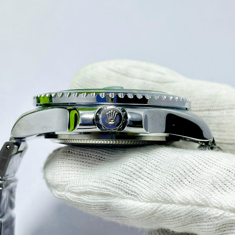 Luxury Rolex Submariner Green Dial Men’s Watch – Hulk Edition |  Silver Bracelet | 1000ft Waterproof