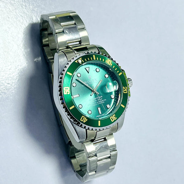 Luxury Rolex Submariner Green Dial Men’s Watch – Hulk Edition |  Silver Bracelet | 1000ft Waterproof